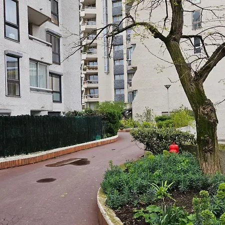 Sapphire - 20 Min To Paris Guest house Creteil