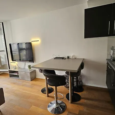 Guest house Sapphire - 20 Min To Paris